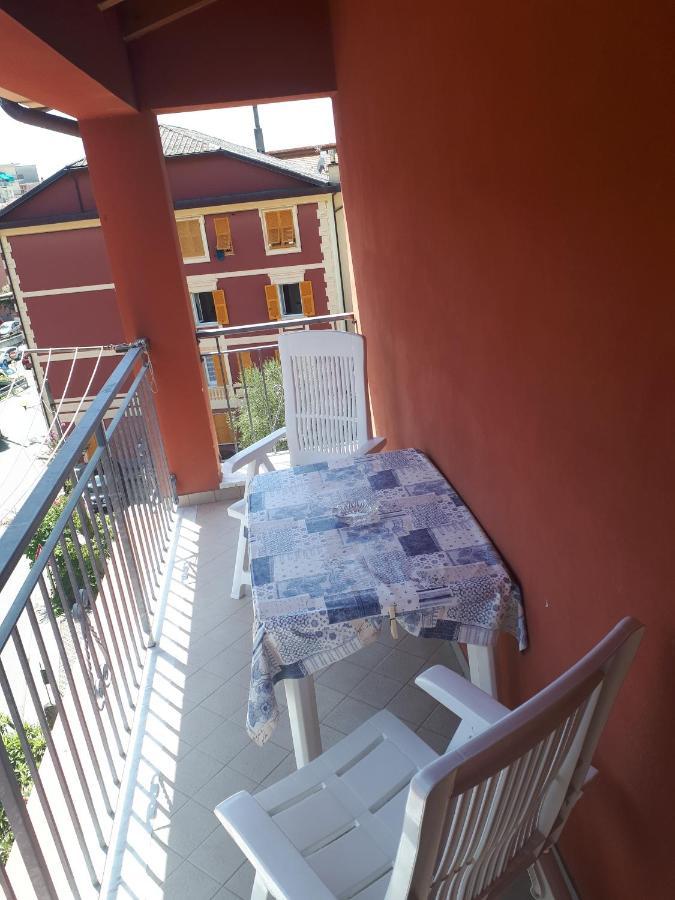 Appartamenti Enrica Moneglia Luaran gambar