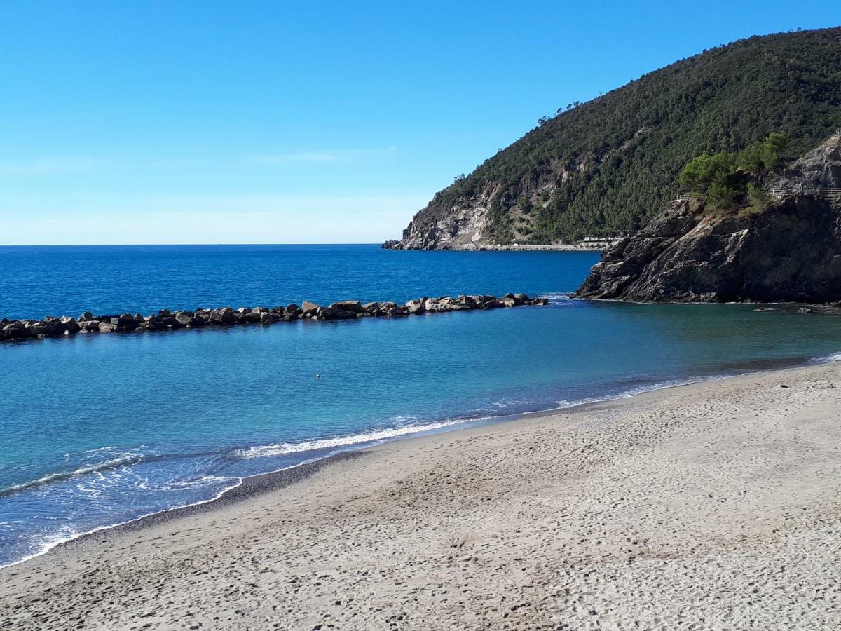 Appartamenti Enrica Moneglia Luaran gambar