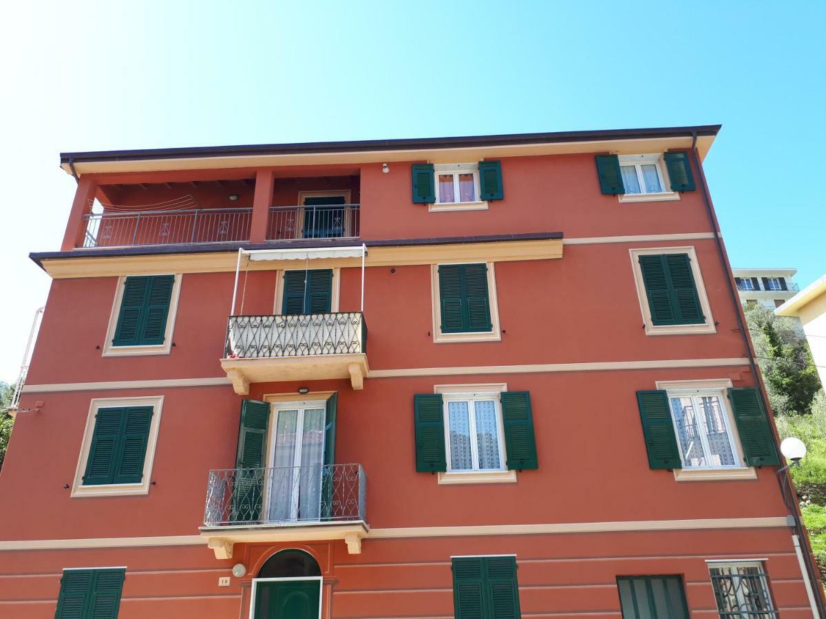 Appartamenti Enrica Moneglia Luaran gambar