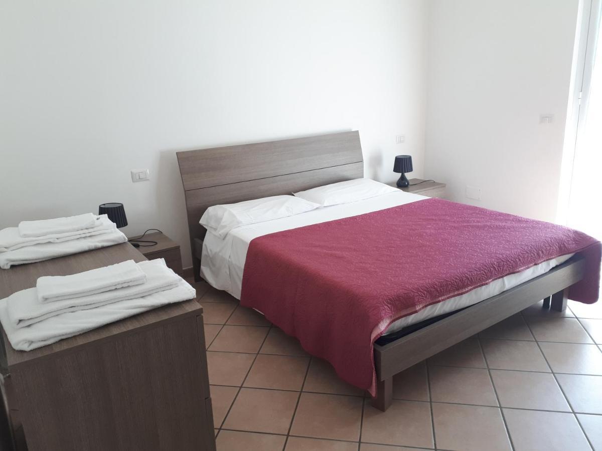 Appartamenti Enrica Moneglia Luaran gambar